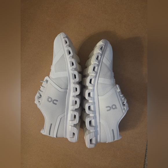 On Running Walking Sneakers Women Cloud 6 Size 7.5 - Picture 9 of 9